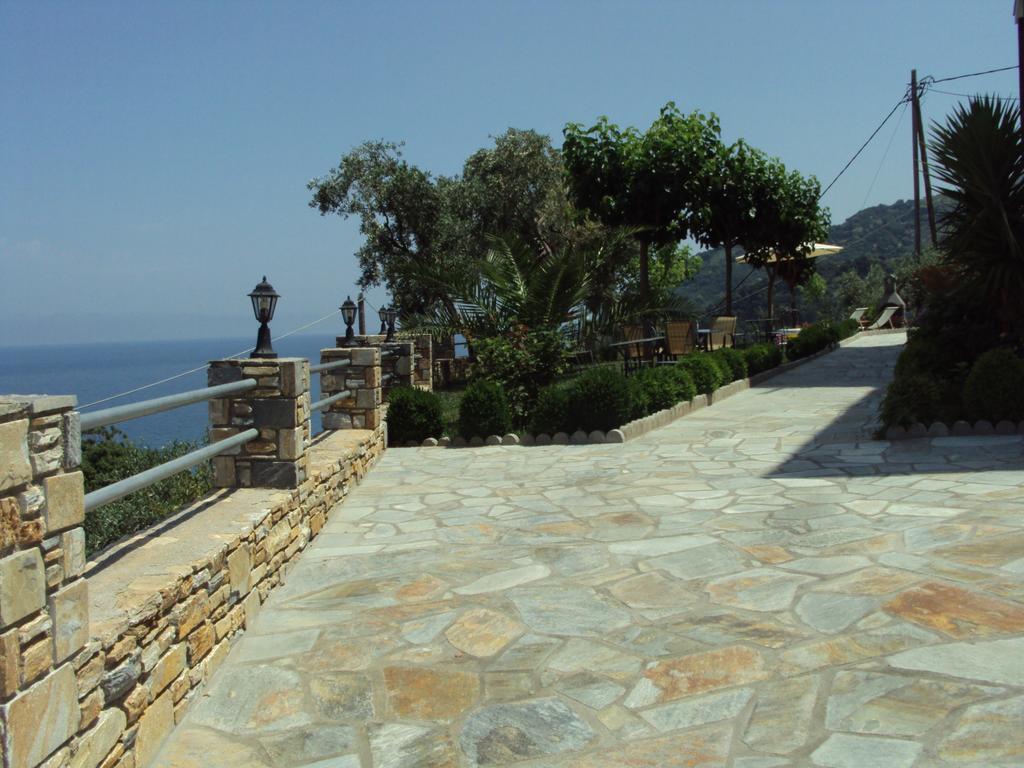 Guesthouse Enastron Chorefton Exterior foto
