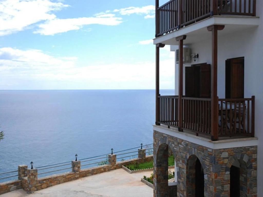 Guesthouse Enastron Chorefton Quarto foto
