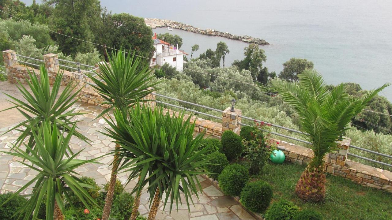 Guesthouse Enastron Chorefton Exterior foto